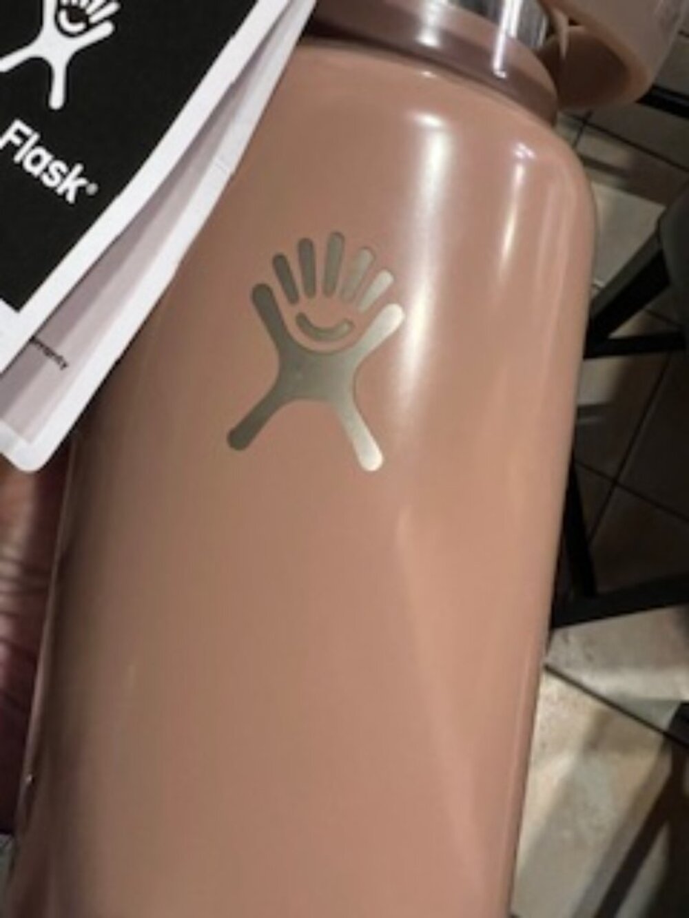 NWT Mocha Brown Special Edition Hydro Flask (water bottle/thermos) 32. oz. - Picture 8 of 8